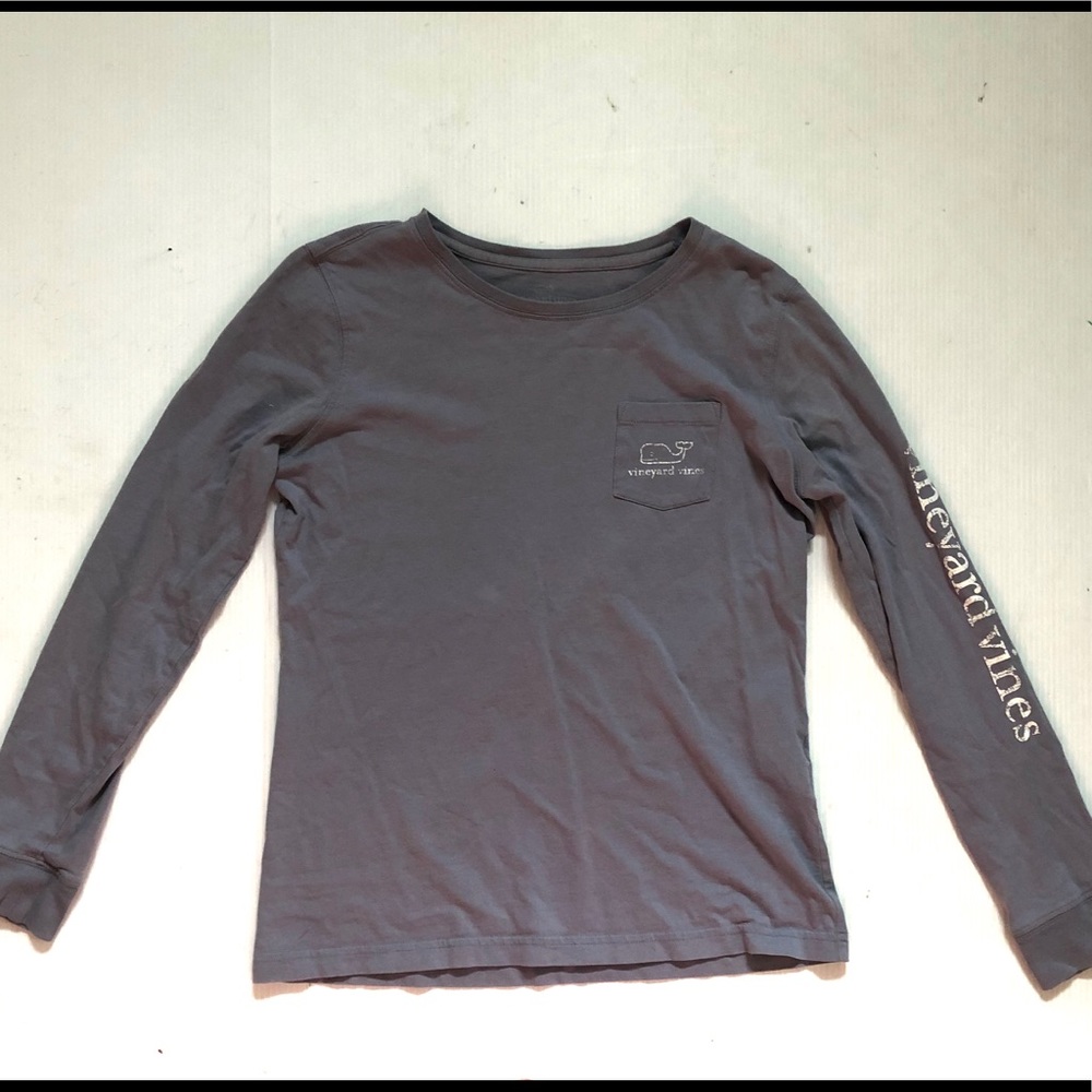 Vineyard Vines Long Sleeve Whale Tee size XS